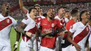 Apuestas deportivas de fútbol en Perú: ¿Qué debo evaluar?
